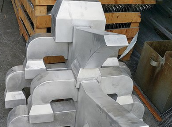 中國(guó)古建筑的結(jié)構(gòu)特點(diǎn)與金屬斗拱結(jié)構(gòu)特點(diǎn)